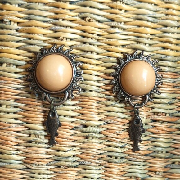 Vintage Statemen Earrings Starburst Circular Metal Pearl Fish Dangle Costume - Picture 1 of 6